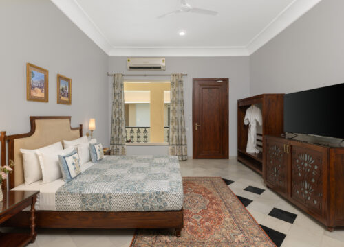 Deluxe Aravali Hills View Room