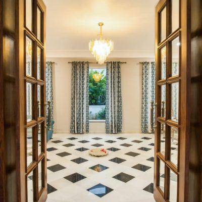 Chez Lavania hotel entrance and facade — boutique hotels in Udaipur near Lake Pichola